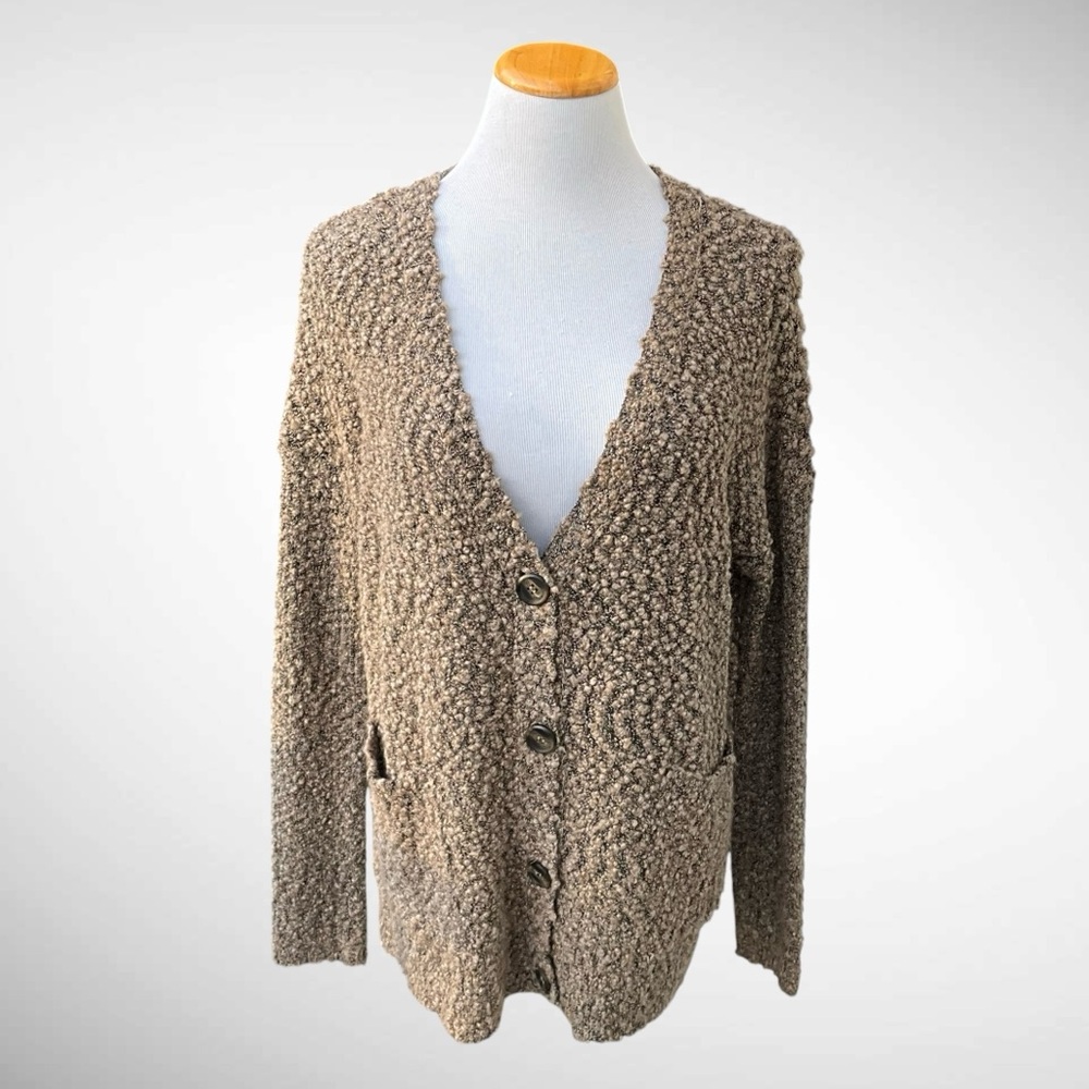 Forever 21 Oversized Boucle Buttondown Cardigan V-Neck Sweater